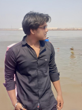 Robin69, 20, India