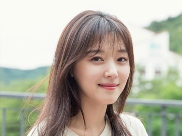 Kim Mei Mirei, 23, India