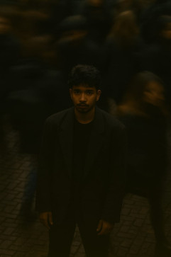 Aren, 20, India