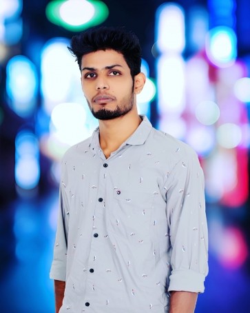 Nandhu, 26, India