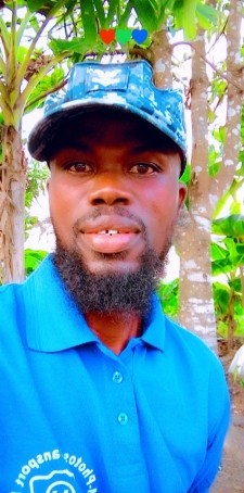 Emmanuel , 40, Liberia