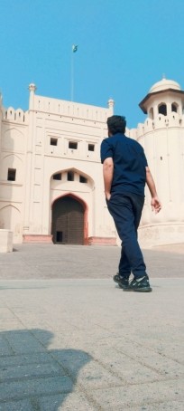 AJERRY, 22, Pakistan