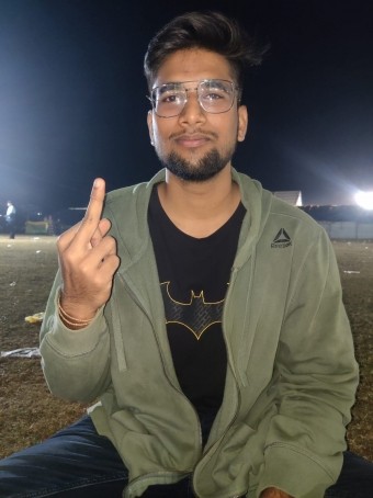 Ashu , 21, India